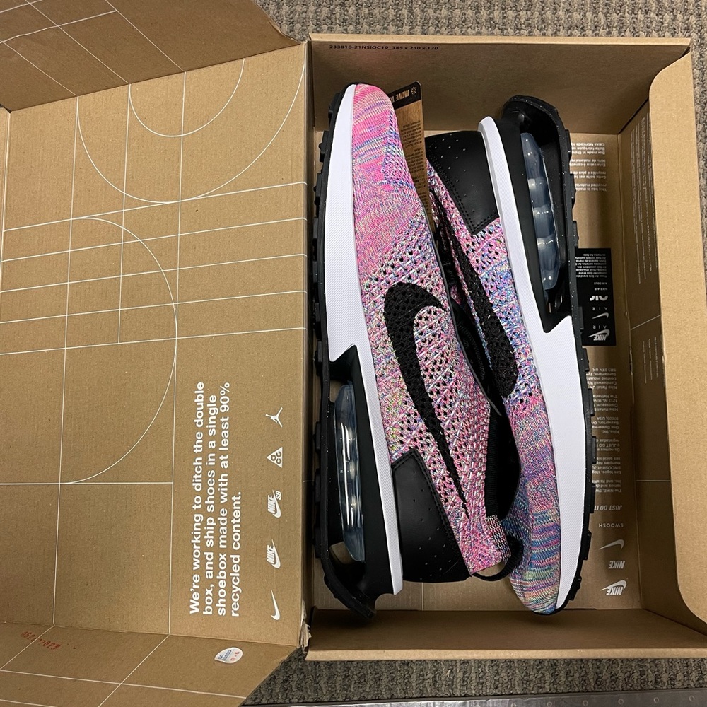 Nike Air Max Flyknit Racer "Ghost Green Pink Blast" BRAND NEW Men's Size 13